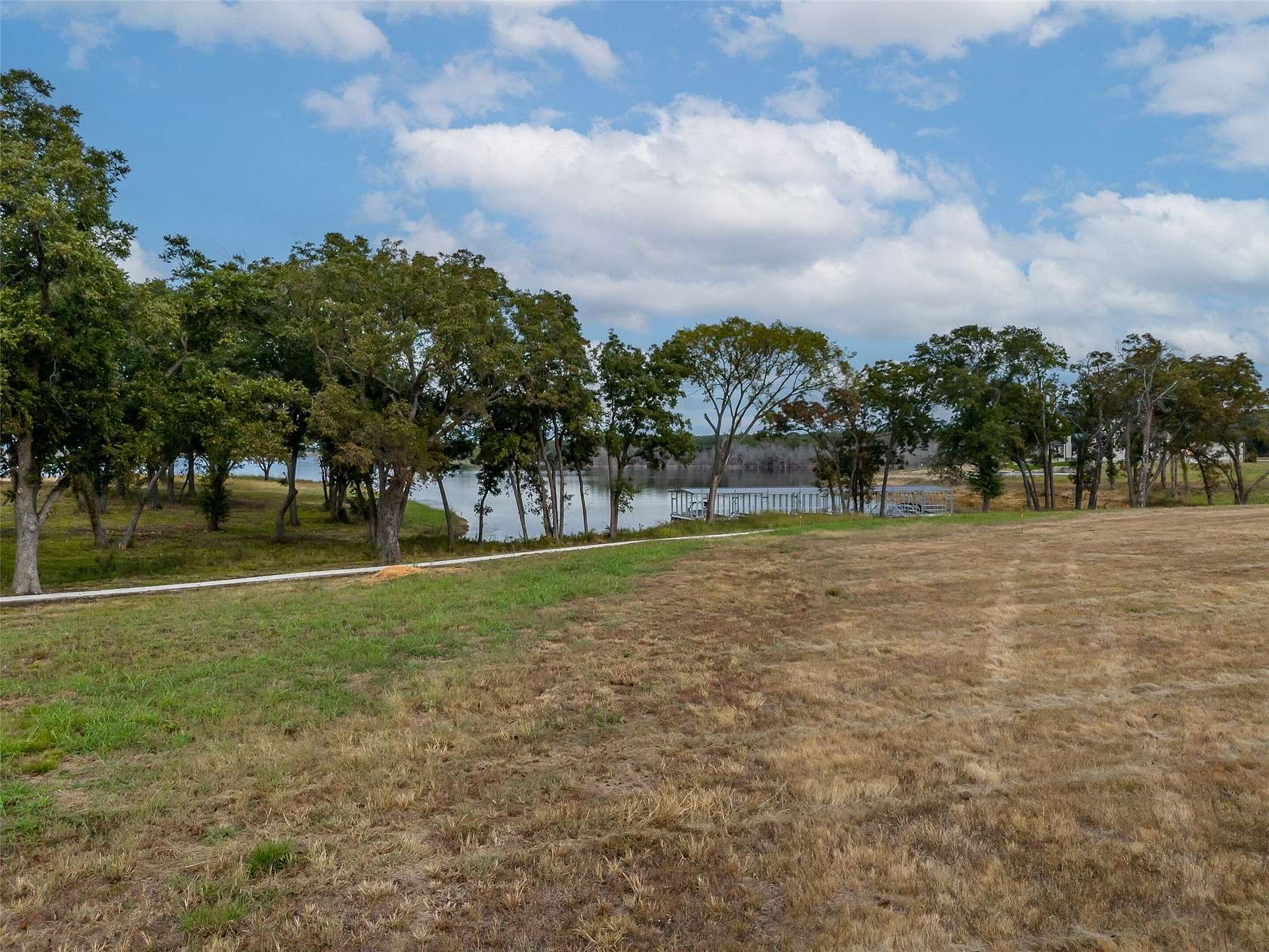 1.19 Acres of Residential Land for Sale in Honey Grove, Texas