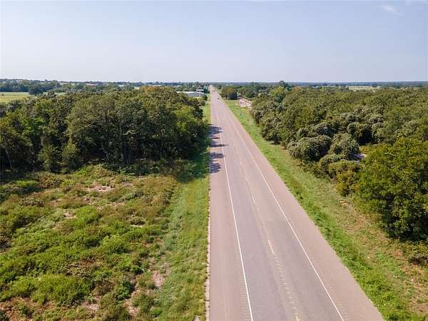 6 Acres of Commercial Land for Sale in Paradise, Texas