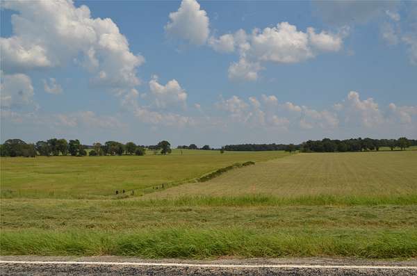 50 Acres of Agricultural & Residential Land for Sale in LaRue, Texas