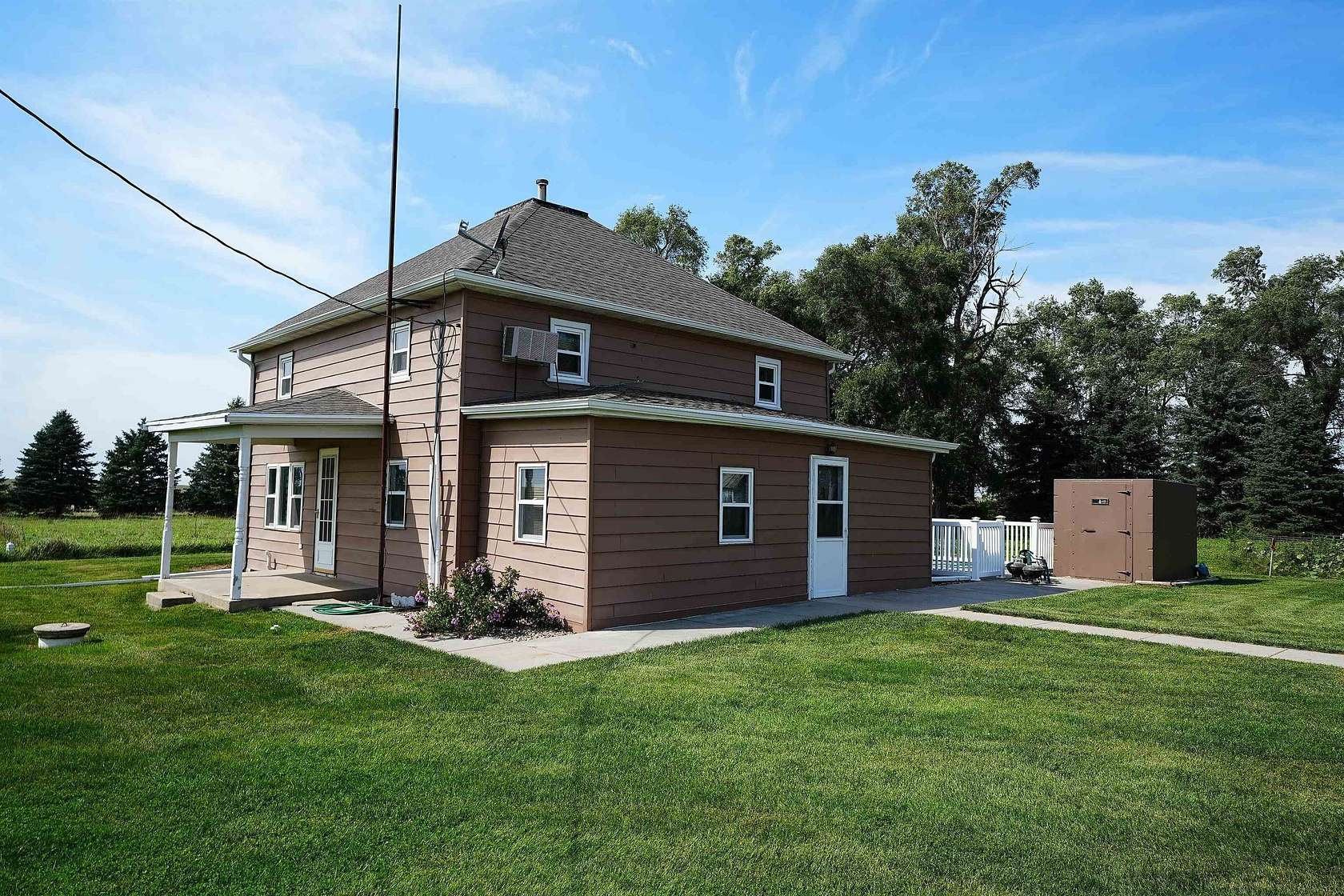 4.56 Acres of Residential Land with Home for Sale in Humphrey, Nebraska