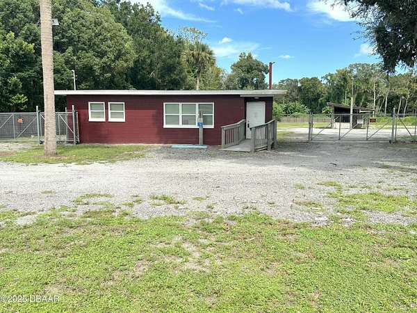3.65 Acres of Improved Commercial Land for Sale in Oak Hill, Florida
