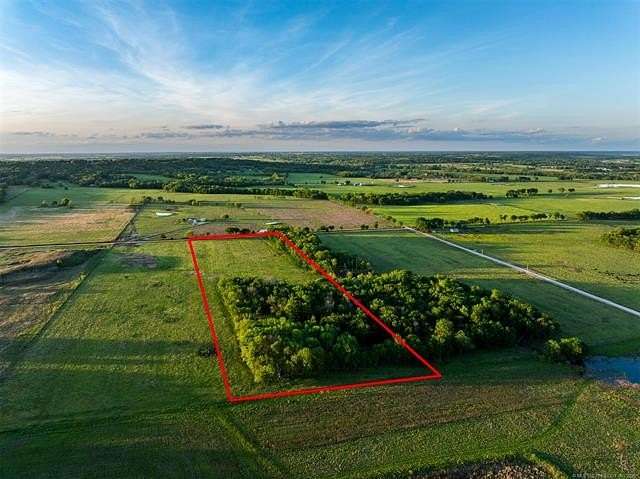 10 Acres of Recreational & Residential Land for Sale in Vinita, Oklahoma