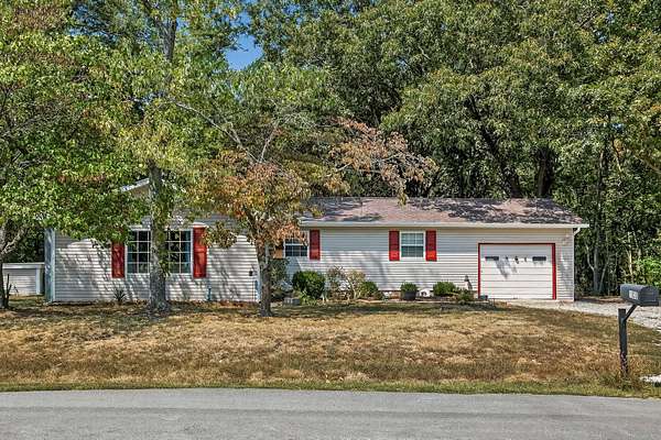 2 Acres of Residential Land with Home for Sale in Galena, Missouri