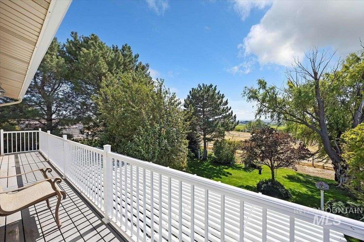 2.5 Acres of Land with Home for Sale in Jerome, Idaho