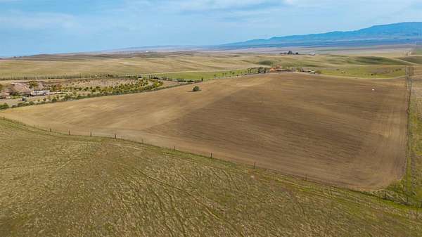 17.6 Acres of Land for Sale in Coalinga, California