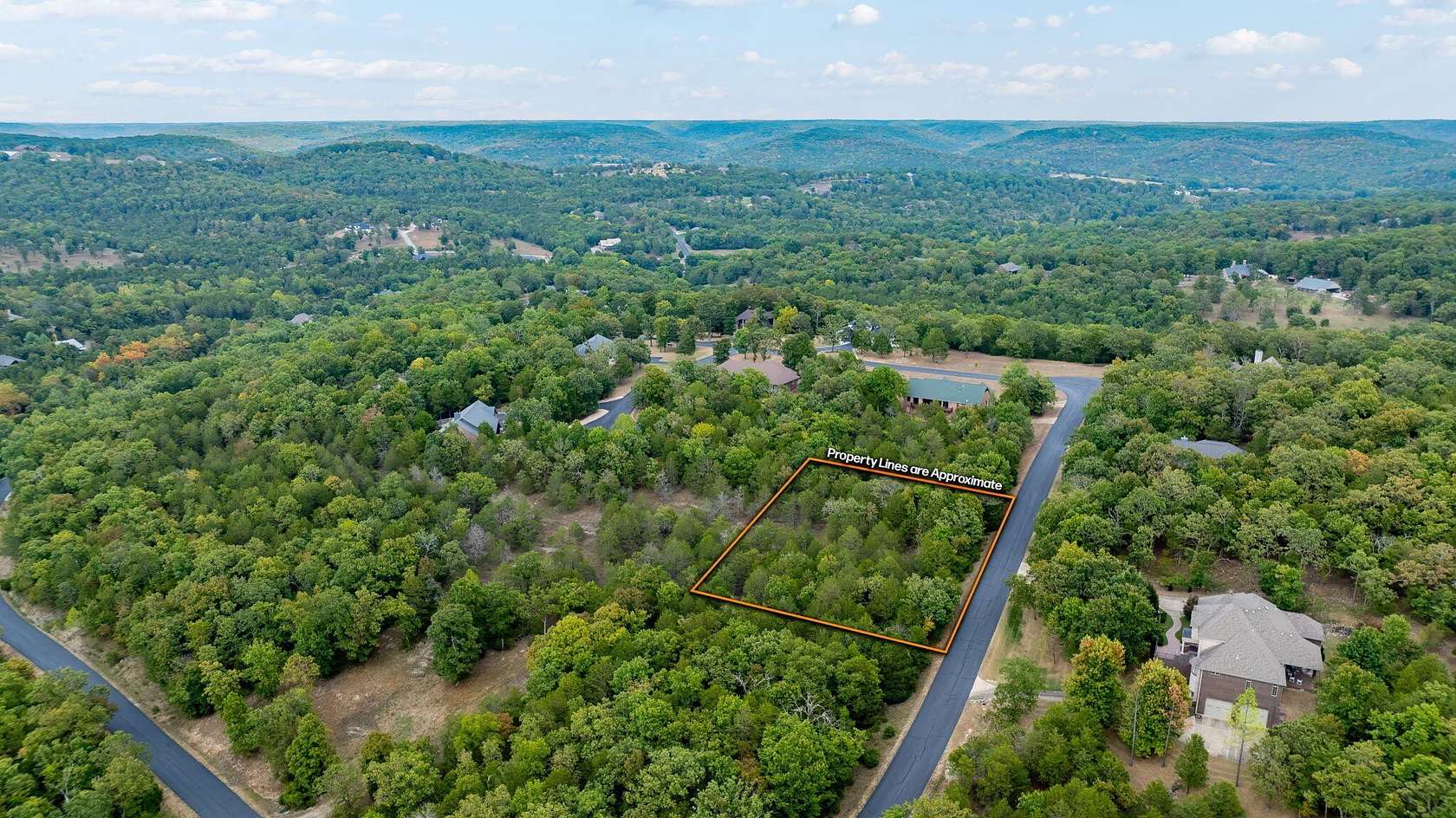 1 Acre of Residential Land for Sale in Saddlebrooke, Missouri
