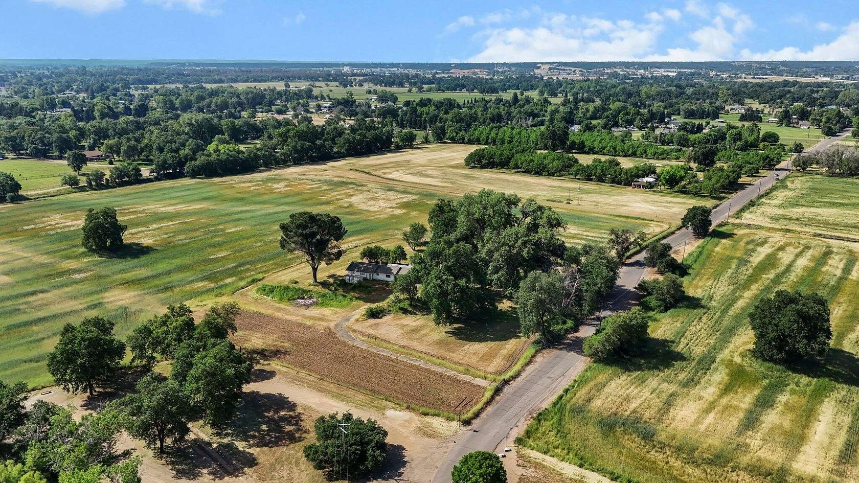 21.4 Acres of Land with Home for Sale in Anderson, California