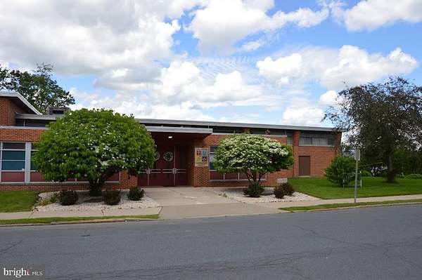 2 Acres of Mixed-Use Land for Sale in Pottsville, Pennsylvania