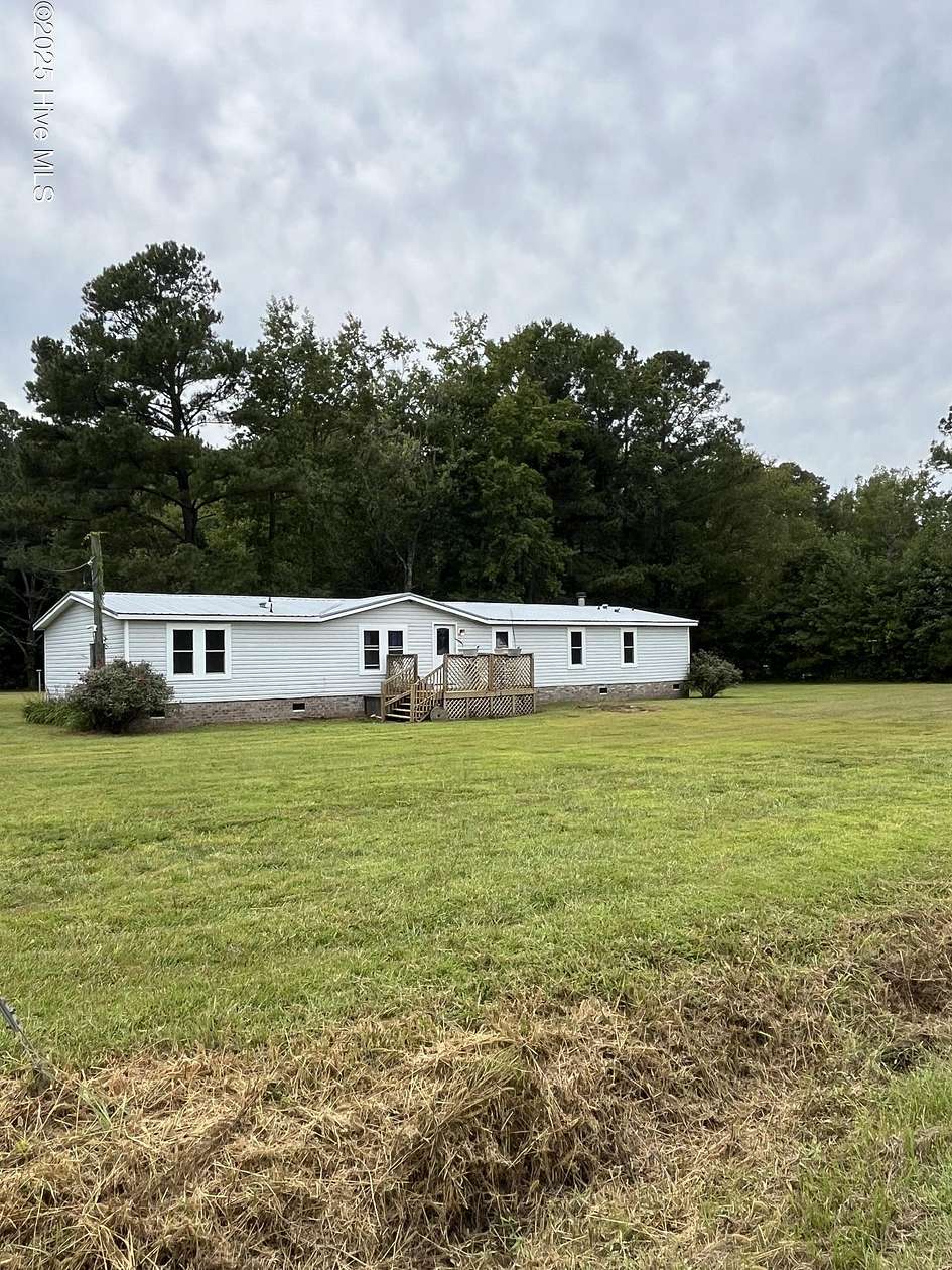 4 Acres of Residential Land with Home for Sale in Corapeake, North Carolina