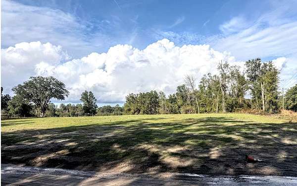 2 Acres of Residential Land for Sale in Lake City, Florida