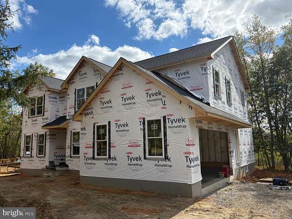 1.5 Acres of Residential Land with Home for Sale in Glenmoore, Pennsylvania