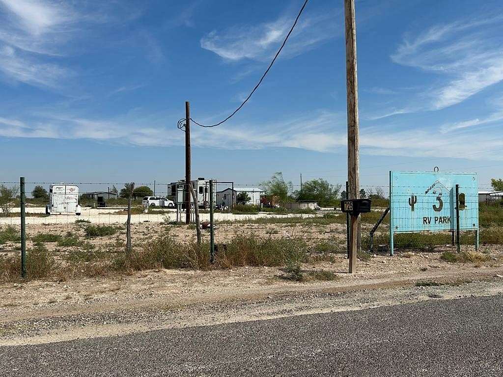 9 Acres of Residential Land for Sale in Fort Stockton, Texas