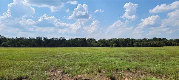 27 Acres of Recreational & Residential Land for Sale in Franklin, Texas