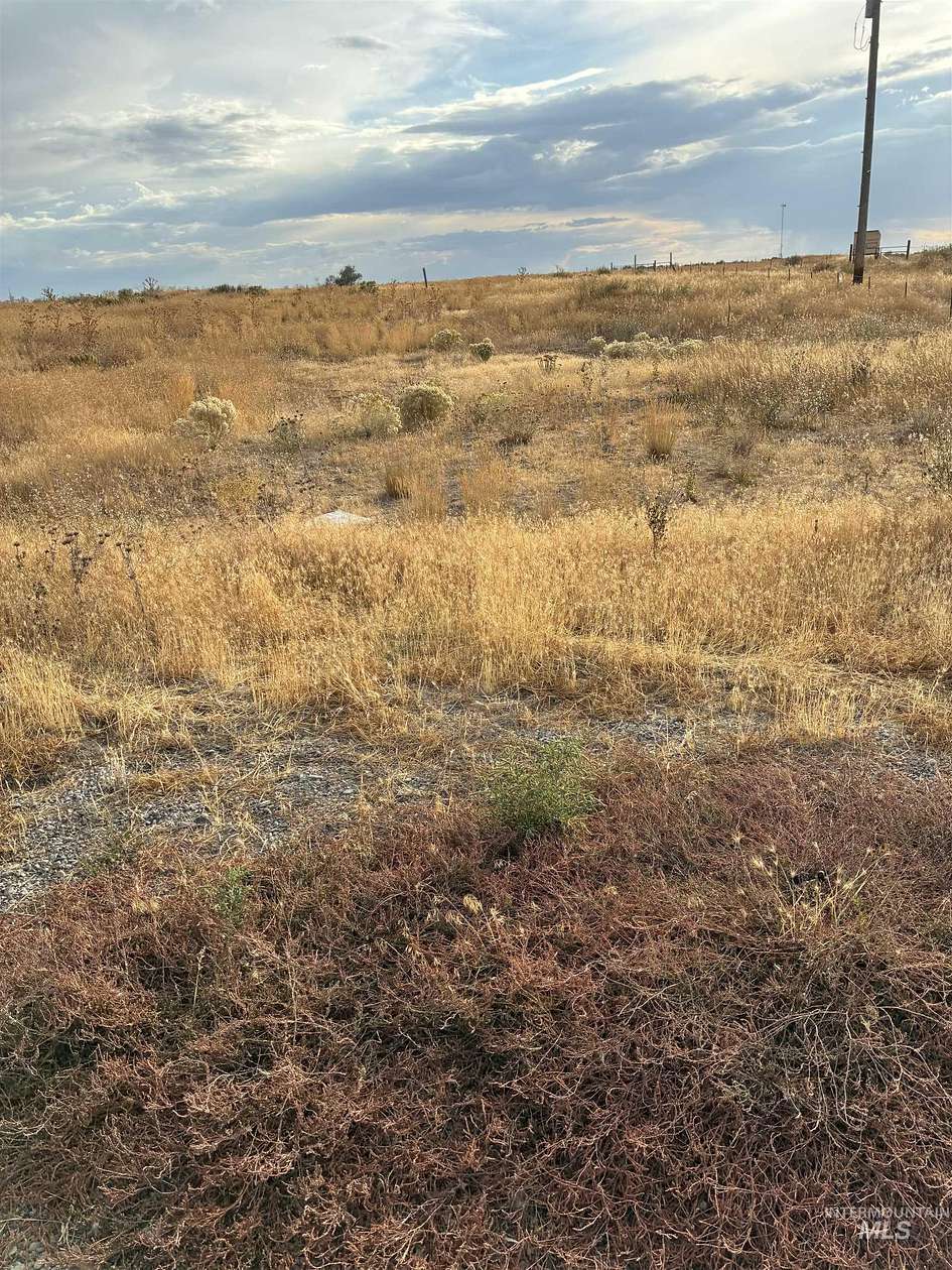 5 Acres of Land for Sale in Shoshone, Idaho