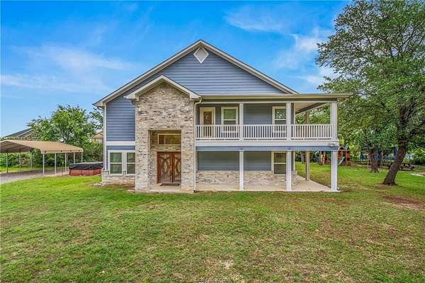 1.9 Acres of Improved Mixed-Use Land for Sale in College Station, Texas