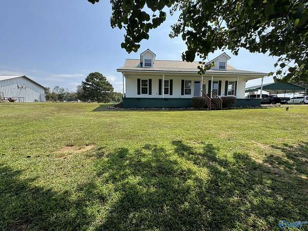 10 Acres of Land with Home for Sale in Section, Alabama