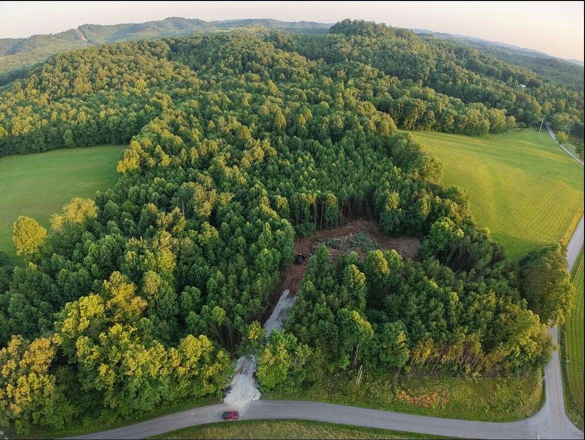 32.1 Acres of Land for Sale in London, Kentucky