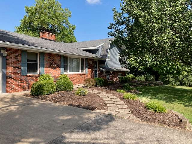 16.5 Acres of Land with Home for Sale in Linn, Missouri