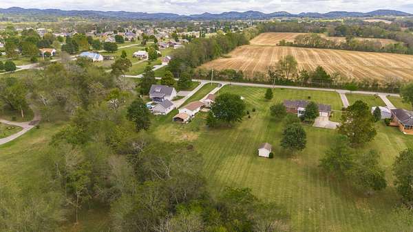 2.48 Acres of Residential Land with Home for Sale in Castalian Springs, Tennessee