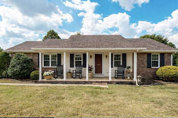 2.48 Acres of Residential Land with Home for Sale in Castalian Springs, Tennessee