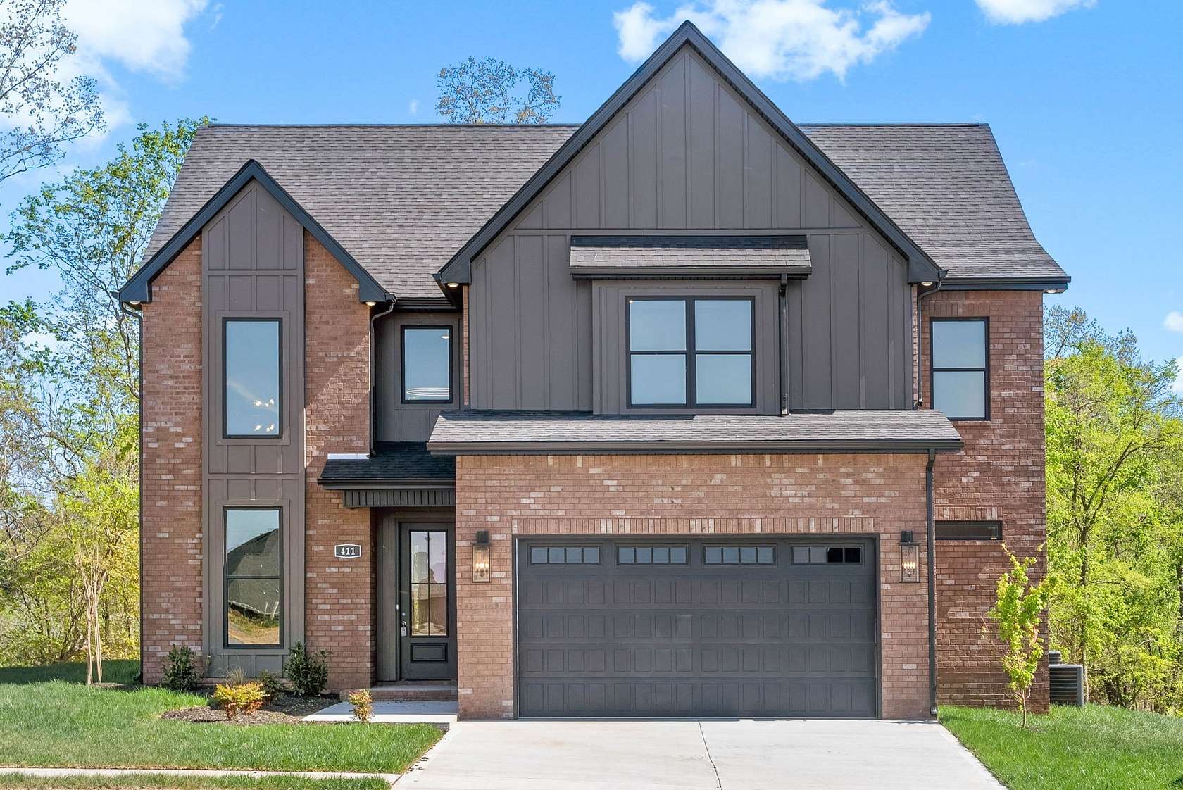 2.4 Acres of Residential Land with Home for Sale in Clarksville, Tennessee