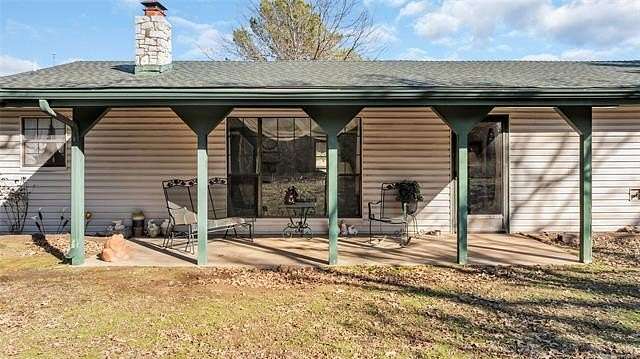 14.1 Acres of Land with Home for Sale in Ardmore, Oklahoma