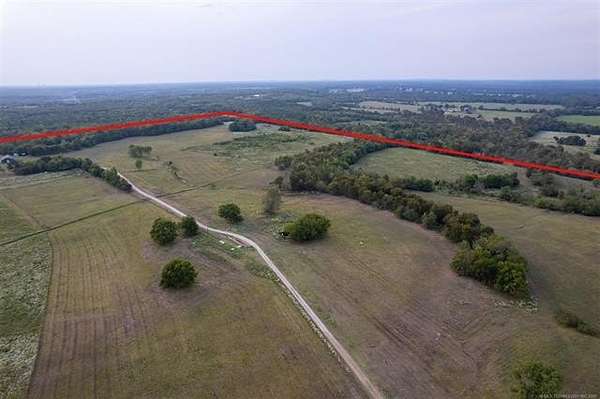 160 Acres of Land with Home for Sale in Valliant, Oklahoma