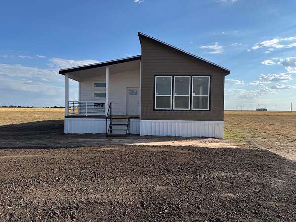 2.69 Acres of Residential Land with Home for Sale in Amarillo, Texas