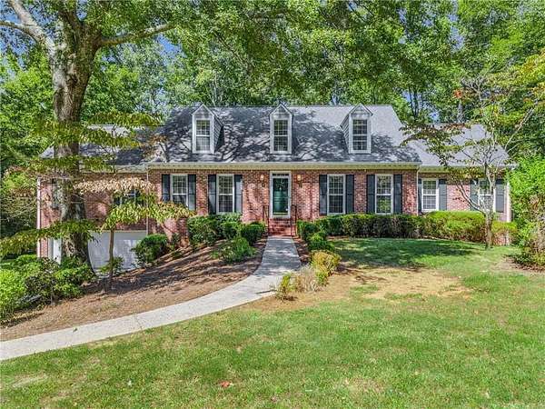 2.64 Acres of Residential Land with Home for Sale in Marietta, Georgia