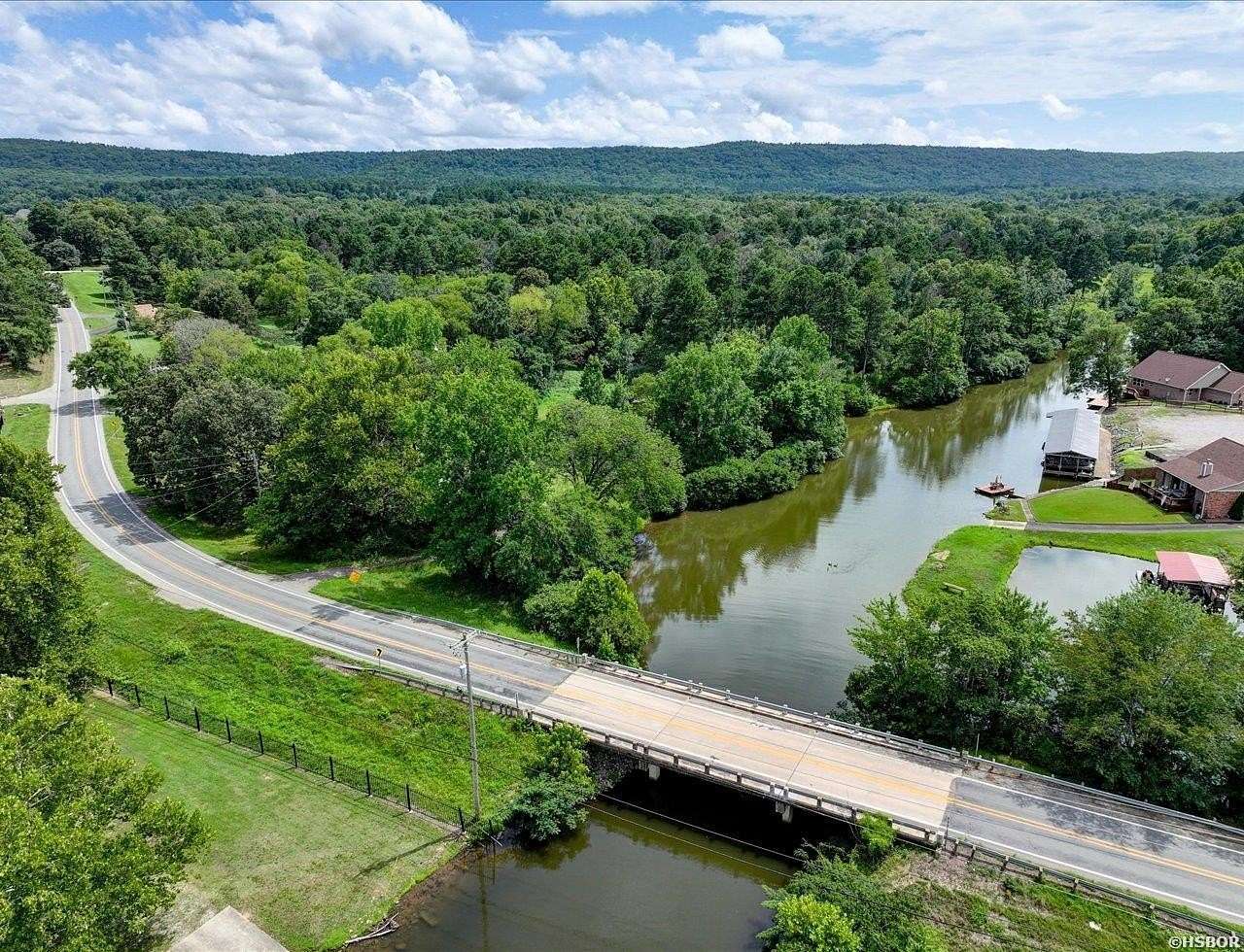 7.76 Acres of Residential Land with Home for Sale in Hot Springs, Arkansas