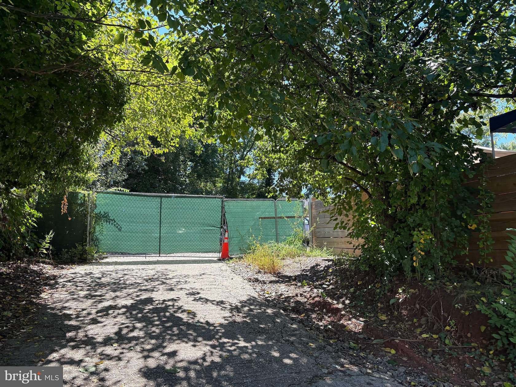 0.33 Acres of Mixed-Use Land for Sale in Bladensburg, Maryland