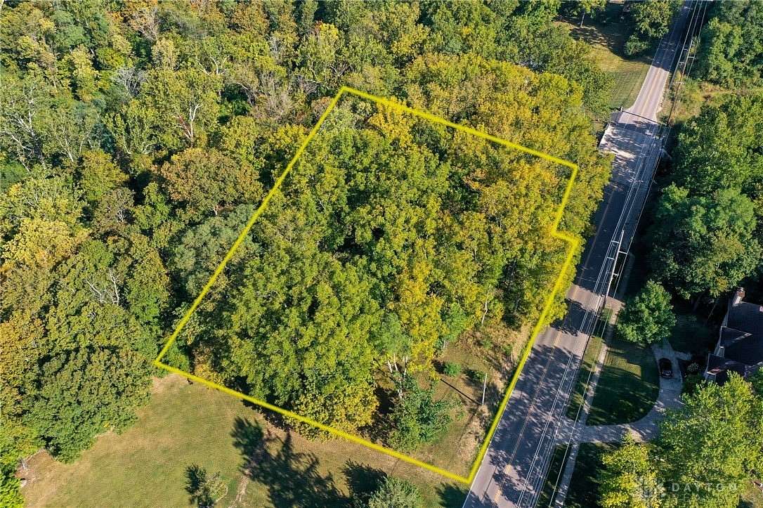 1.6 Acres of Residential Land for Sale in Dayton, Ohio