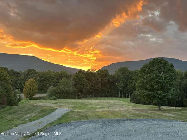 2.4 Acres of Residential Land for Sale in Saugerties, New York