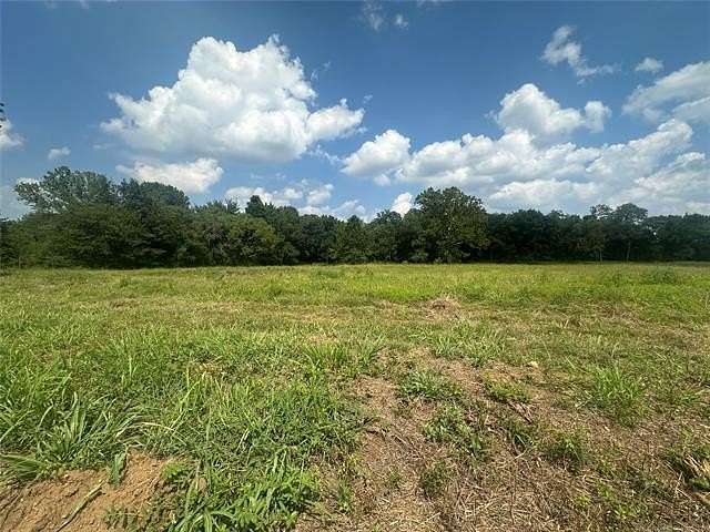 2 Acres of Land for Sale in Morris, Oklahoma