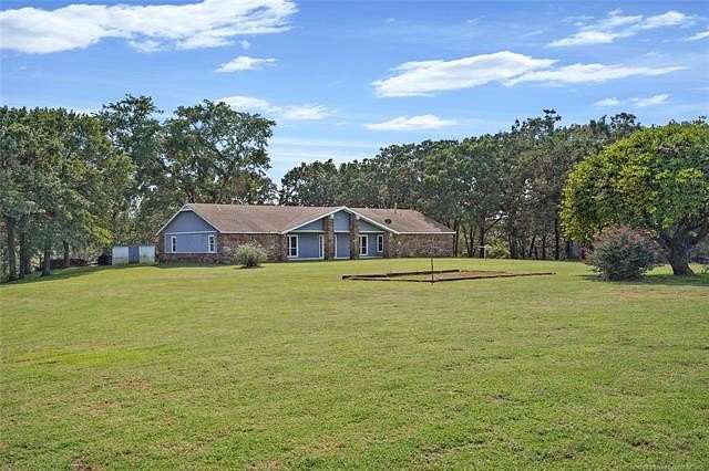 20.5 Acres of Land with Home for Sale in Broken Arrow, Oklahoma