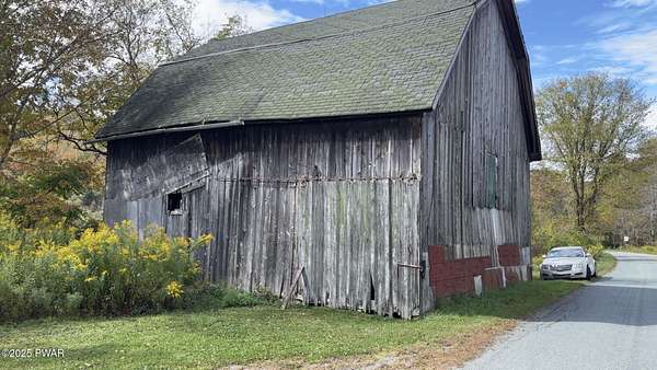 155 Acres of Land for Sale in Starrucca, Pennsylvania