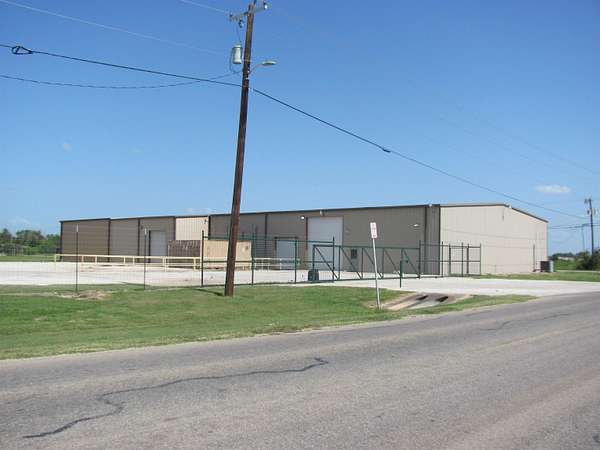 4 Acres of Improved Commercial Land for Sale in Hondo, Texas