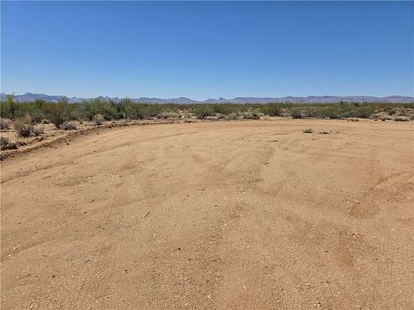 40 Acres of Recreational Land for Sale in Golden Valley, Arizona