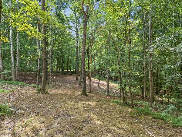 5.32 Acres of Land for Sale in Bon Aqua, Tennessee