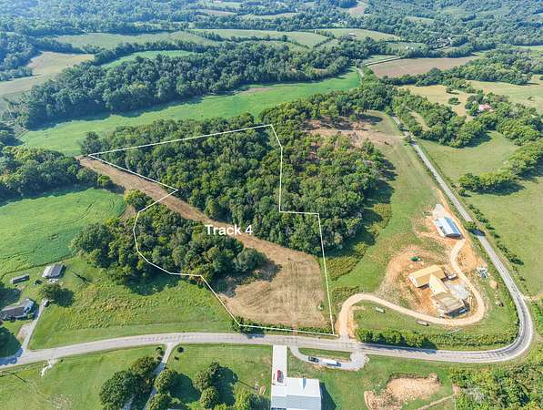 14.3 Acres of Land for Sale in Williamsport, Tennessee