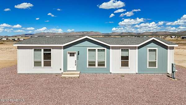 2.15 Acres of Residential Land with Home for Sale in Paulden, Arizona