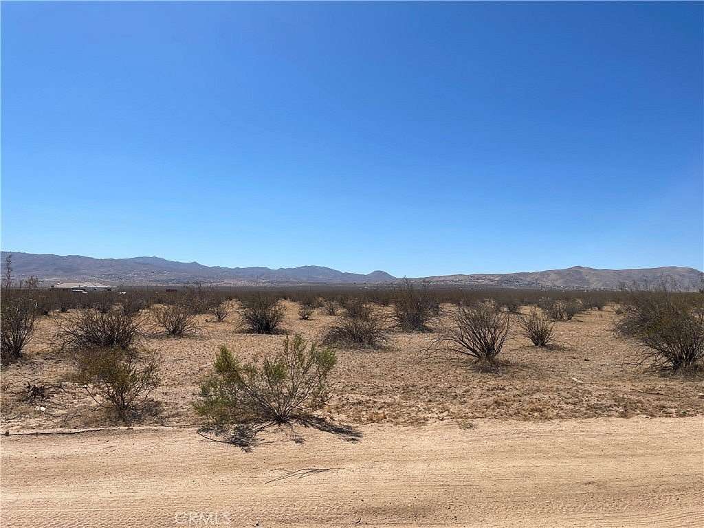 2.19 Acres of Residential Land for Sale in Apple Valley, California