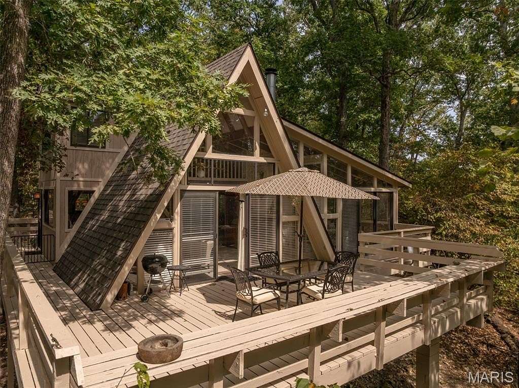 2 Acres of Residential Land with Home for Sale in Innsbrook, Missouri