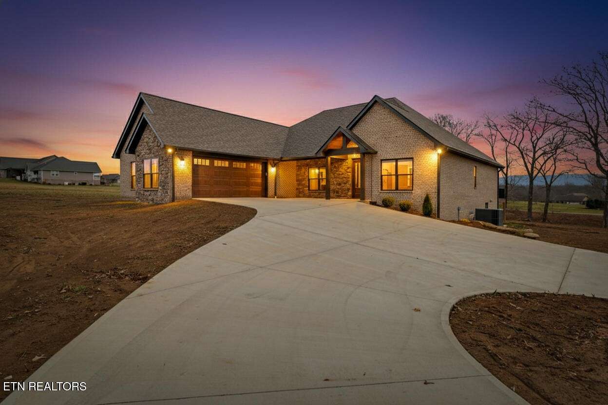 2.22 Acres of Land with Home for Sale in Crossville, Tennessee