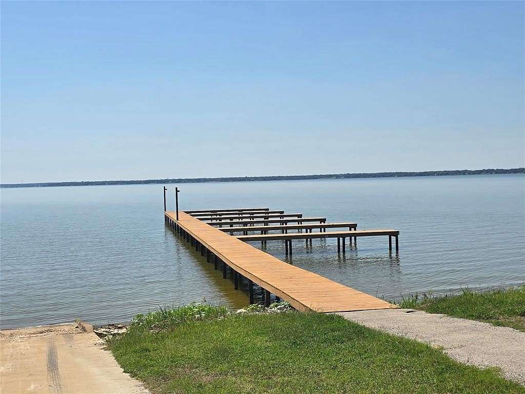 0.76 Acres of Residential Land for Sale in Mabank, Texas