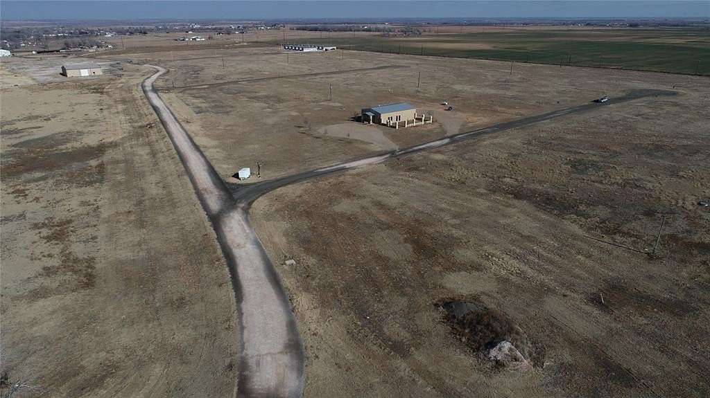 2 Acres of Mixed-Use Land for Sale in Wheeler, Texas