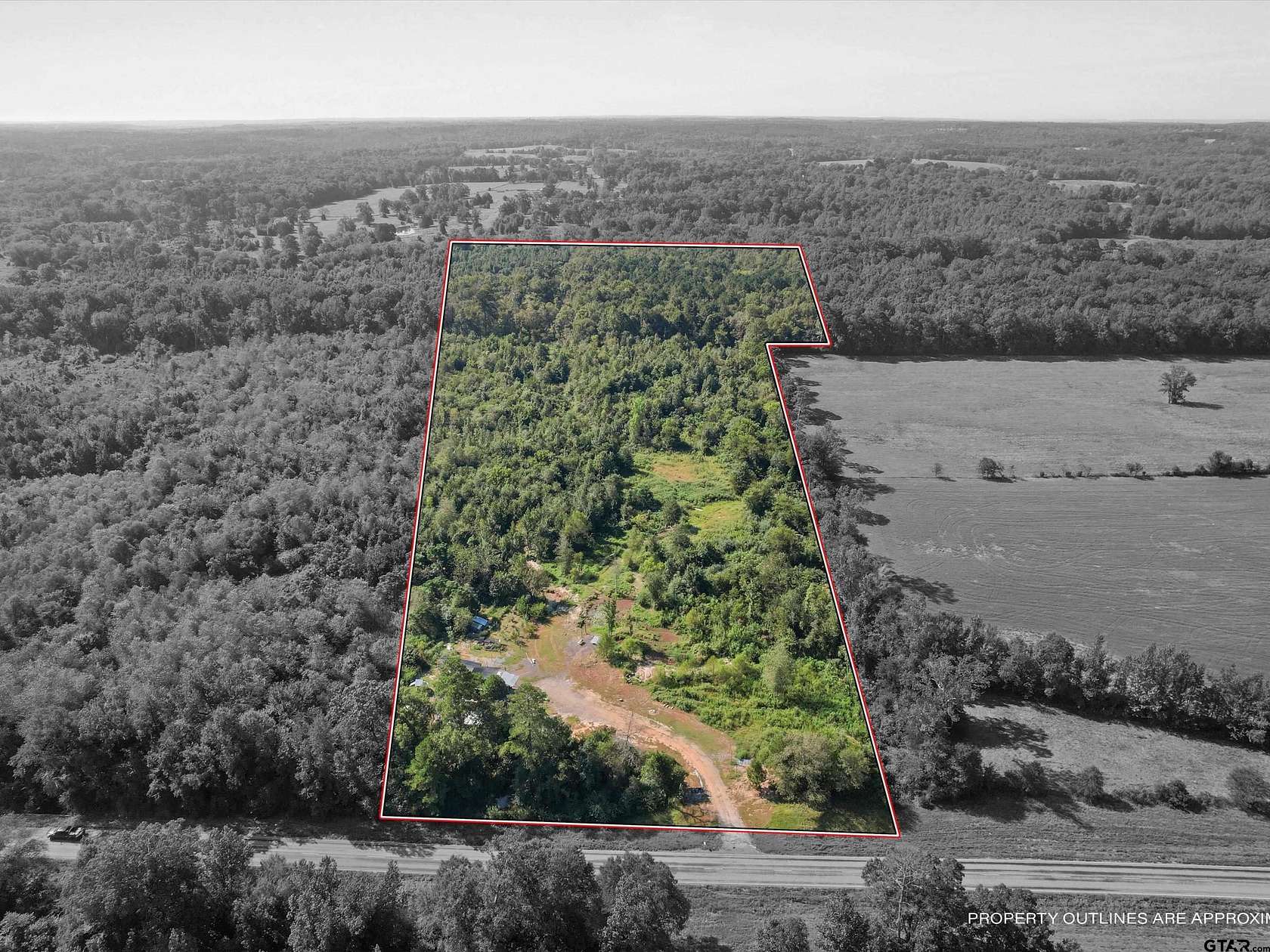 26 Acres of Recreational & Residential Land for Sale in Hughes Springs, Texas