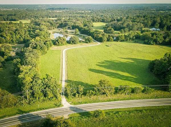 24.9 Acres of Land with Home for Sale in Canton, Texas