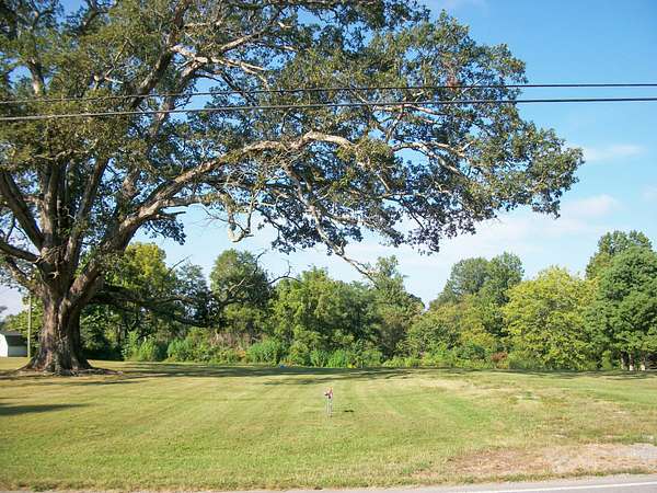 2.83 Acres of Residential Land for Auction in Woodbury, Tennessee