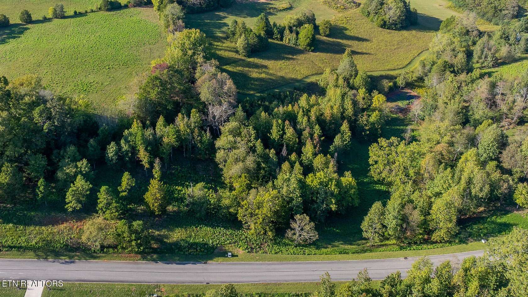 1.5 Acres of Land for Sale in Harriman, Tennessee